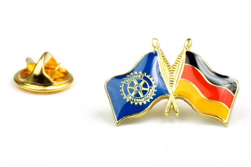 Pin's Allemagne Rotary   Pin's Allemagne Rotary