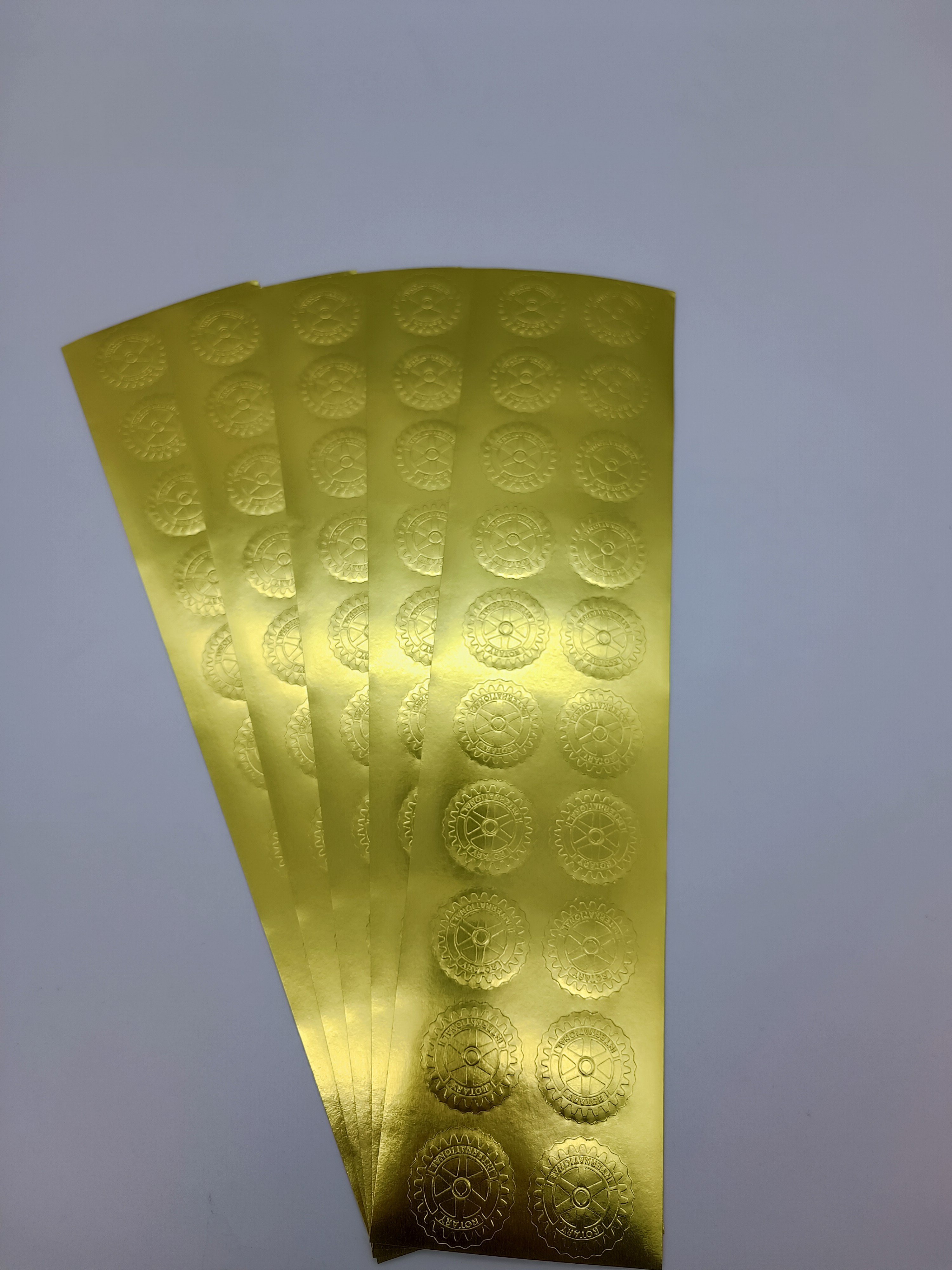 Sticker 4 cm - gold embrossment